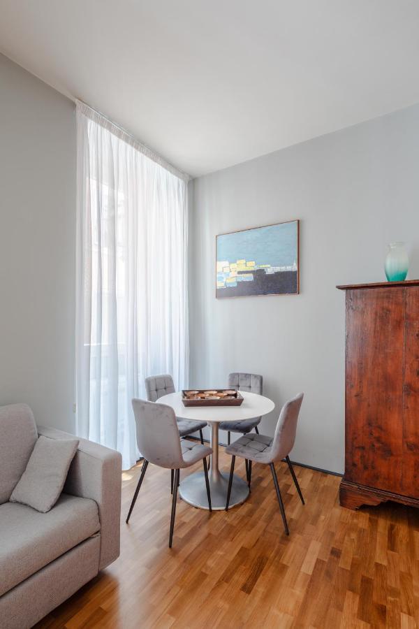 Fontanella Borghese Elegant & Beautiful Apartment Rom Exterior foto